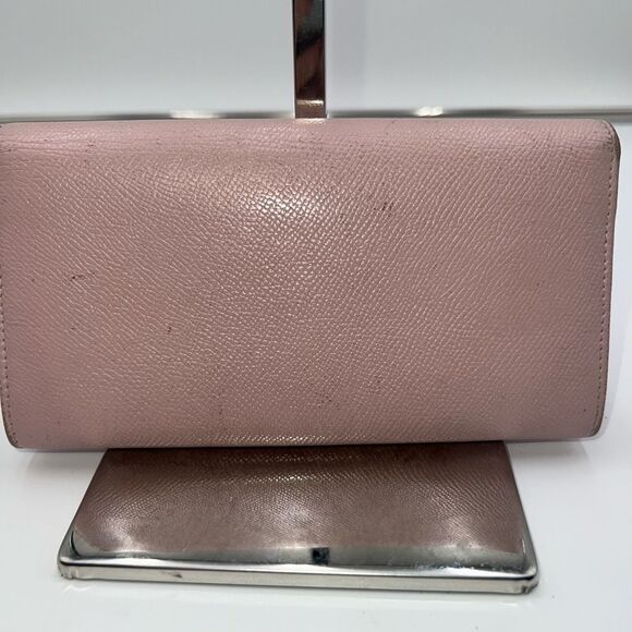 Bvlgari Clip Closure Long Blush Leather Wallet - Picture 3 of 10